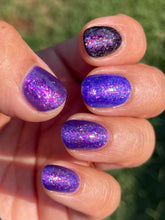 Load image into Gallery viewer, Humble Bee Polish - Alice
