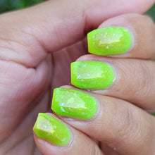 Load image into Gallery viewer, Witchcult Nail Lacquer - Poison Apple Taffy
