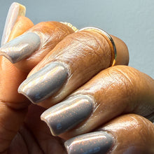 Load image into Gallery viewer, Humble Bee Polish - acillateM
