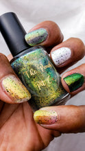 Load image into Gallery viewer, The Peach Pit Co. - Spectra Crawler - OVERSTOCK
