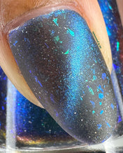 Load image into Gallery viewer, Paradox Polish - There&#39;s More To Life Than Scaring - MAGNETIC POLISH

