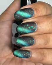 Load image into Gallery viewer, Paradox Polish - There&#39;s More To Life Than Scaring - MAGNETIC POLISH
