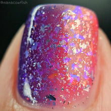 Load image into Gallery viewer, Paradox Polish - The Conjuring - SOLAR POLISH
