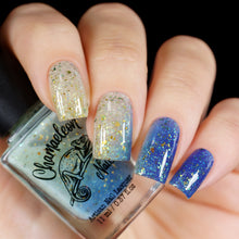 Load image into Gallery viewer, Chamaeleon Nails - Revealed in Daylight - SOLAR
