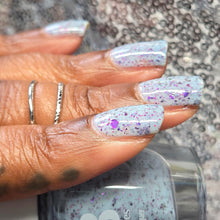 Load image into Gallery viewer, Jen &amp; Berries Lacquer - Grave Danger
