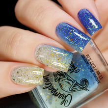 Load image into Gallery viewer, Chamaeleon Nails - Revealed in Daylight - SOLAR
