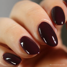 Load image into Gallery viewer, Sassy Cats Lacquer -Fiery Glow
