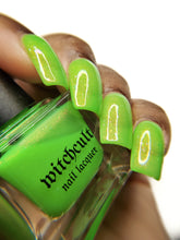 Load image into Gallery viewer, Witchcult Nail Lacquer - Poison Apple Taffy
