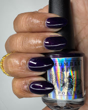 Load image into Gallery viewer, Humble Bee Polish - Fate's Hands
