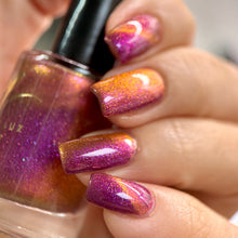 Load image into Gallery viewer, Penelope Luz - Sepultura
