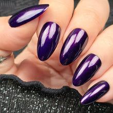 Load image into Gallery viewer, Humble Bee Polish - Fate's Hands
