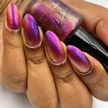 Load image into Gallery viewer, Penelope Luz - Epica
