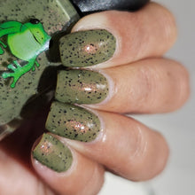 Load image into Gallery viewer, Ribbits - The Art of Metal
