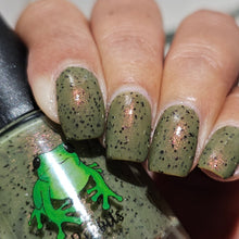 Load image into Gallery viewer, Ribbits - The Art of Metal
