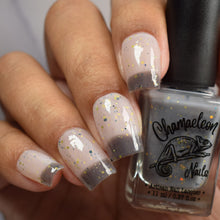 Load image into Gallery viewer, Chamaeleon Nails - Church, the Cat - THERMAL
