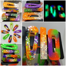 Load image into Gallery viewer, Bernd Offerings - Glow In The Dark Halloween Hair Clips
