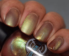 Load image into Gallery viewer, Victorian Varnish - CADOU CLAWS - MAGNETIC
