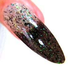 Load image into Gallery viewer, Chamaeleon Nails - Daryl&#39;s Hunt
