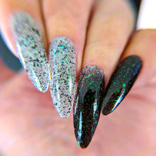 Load image into Gallery viewer, Chamaeleon Nails - Daryl&#39;s Hunt
