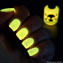Load image into Gallery viewer, Paradox Polish - The Crow - GITD TOPPER
