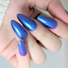 Load image into Gallery viewer, Lilypad Lacquer - Cinderella
