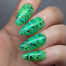 Load image into Gallery viewer, Lilypad Lacquer - I Want to Believe

