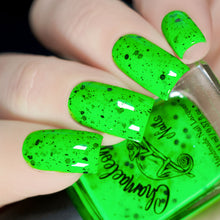 Load image into Gallery viewer, Chamaeleon Nails - Graveyard Lurker - GITD POLISH
