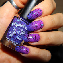 Load image into Gallery viewer, Chamaeleon Nails - Gloomweaver - THERMAL

