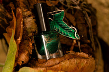 Load image into Gallery viewer, Whatcha Nail Polish - Lothlórien Leaf - MAGNETIC
