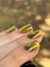 Load image into Gallery viewer, Whatcha Nail Polish - The One Ring - MAGNETIC

