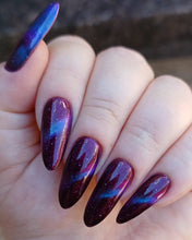 Load image into Gallery viewer, Mystic Nail Polish - One More Light
