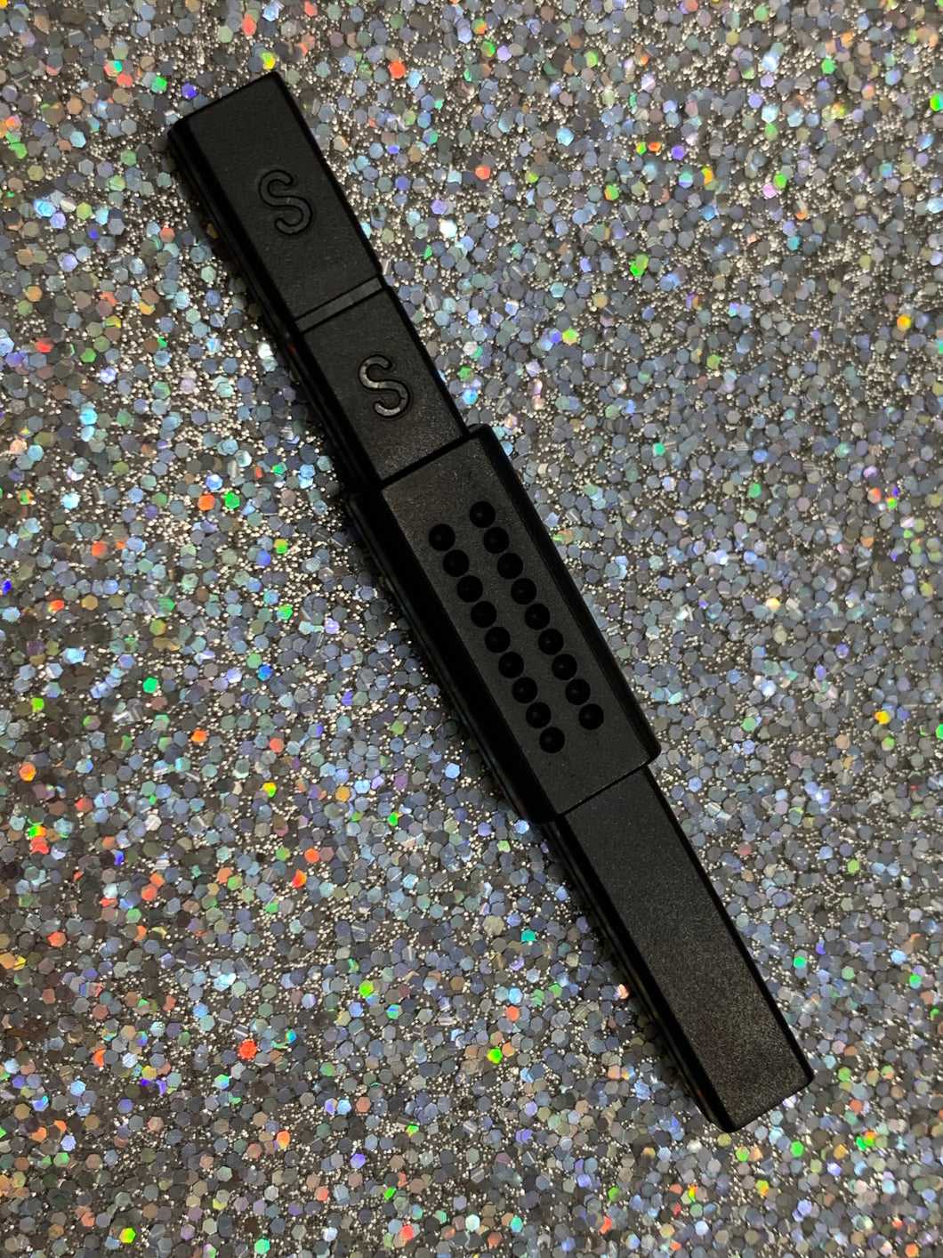 LBH Black S Bar Magnet