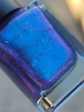 Load image into Gallery viewer, Lilypad Lacquer - Cinderella
