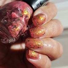 Load image into Gallery viewer, Wicked Lacquer - Lion Griffin - THERMAL
