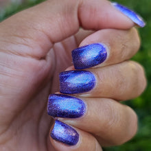Load image into Gallery viewer, The Peach Pit Co. - Gandolf the Purple - MAGNETIC

