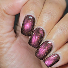 Load image into Gallery viewer, Wicked Lacquer - Tauriel - MAGNETIC
