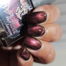 Load image into Gallery viewer, Wicked Lacquer - Tauriel - MAGNETIC
