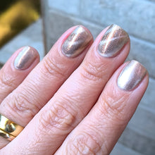 Load image into Gallery viewer, Pepper Polish - Forged in Fire - MAGNETIC
