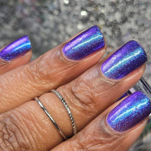 Load image into Gallery viewer, Lilypad Lacquer - Cinderella
