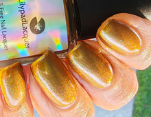 Load image into Gallery viewer, Lilypad Lacquer - Children of Anubis
