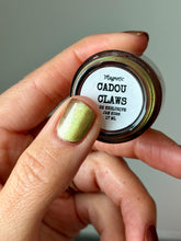 Load image into Gallery viewer, Victorian Varnish - CADOU CLAWS - MAGNETIC

