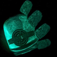 Load image into Gallery viewer, Victorian Varnish - TIME TO SHINE - GITD
