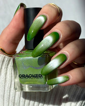 Load image into Gallery viewer, Cracked Polish - Floater Skin - MAGNETIC
