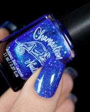 Load image into Gallery viewer, Chamaeleon Nails - Ghostwake - THERMAL
