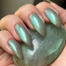 Load image into Gallery viewer, Sassy Cats Lacquer - Absolute Power - MAGNETIC
