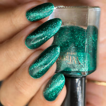 Load image into Gallery viewer, Whatcha Nail Polish - Lothlórien Leaf - MAGNETIC
