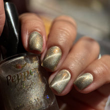 Load image into Gallery viewer, Pepper Polish - Forged in Fire - MAGNETIC
