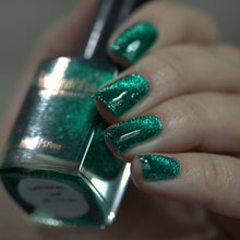 Load image into Gallery viewer, Whatcha Nail Polish - Lothlórien Leaf - MAGNETIC
