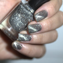 Load image into Gallery viewer, Whatcha Nail Polish - Narsil - MAGNETIC

