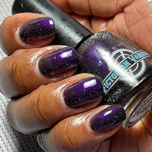 Load image into Gallery viewer, Victorian Varnish - Prince Of Darkness (Reflective)
